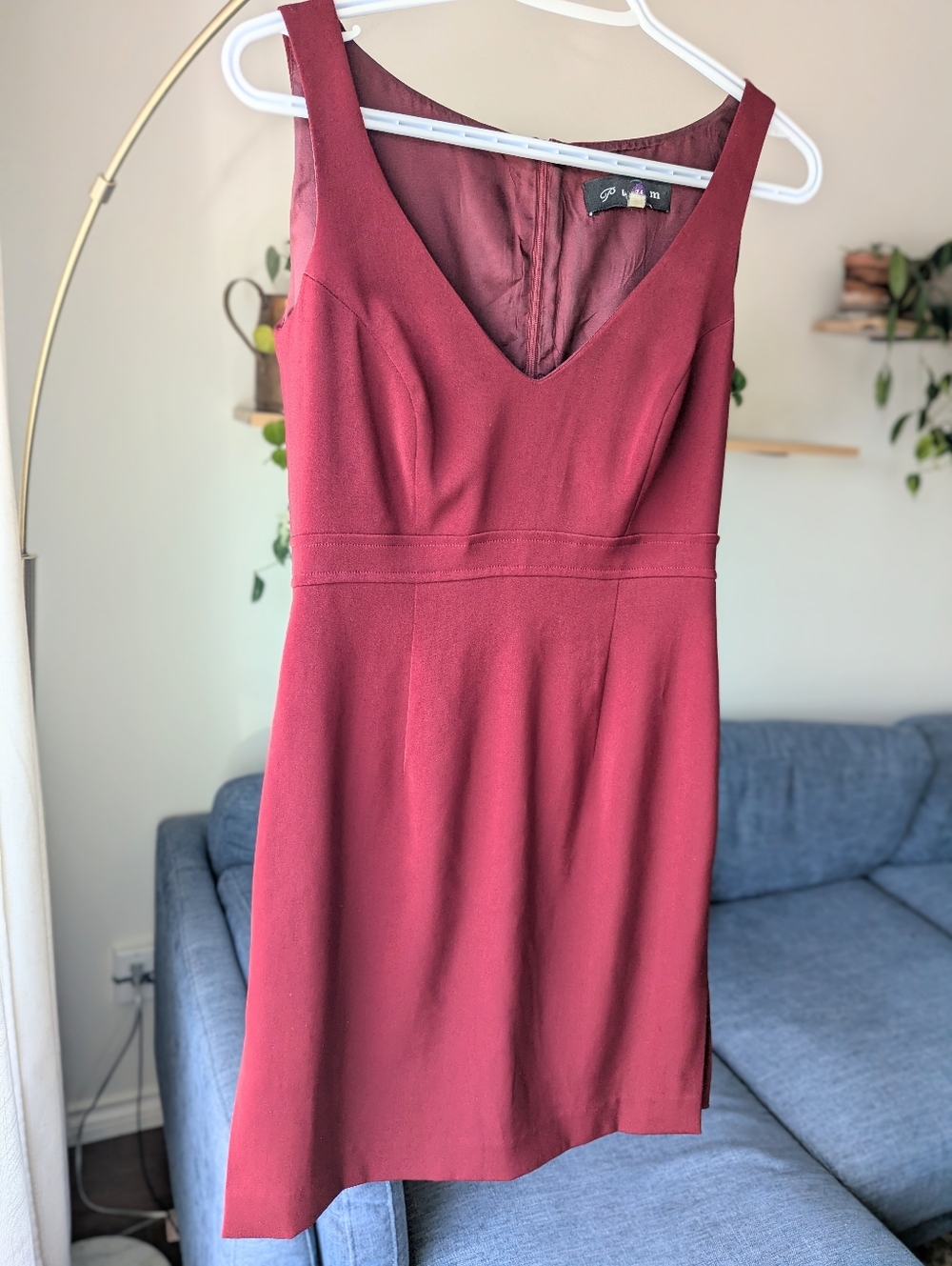 Vintage 90s Plum Vancouver Burgundy V-Neck Vampy Sheath Mini Dress Stretch Sz 4